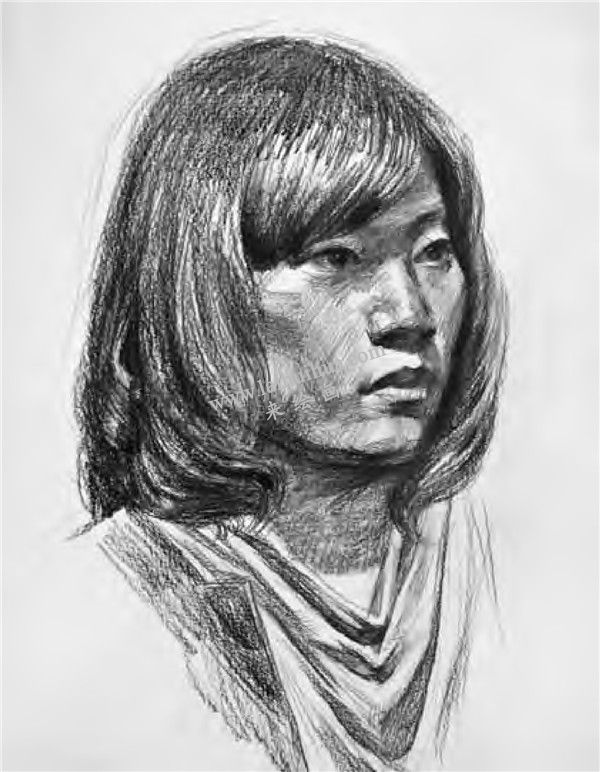 女性素描头像写生画法  步骤三