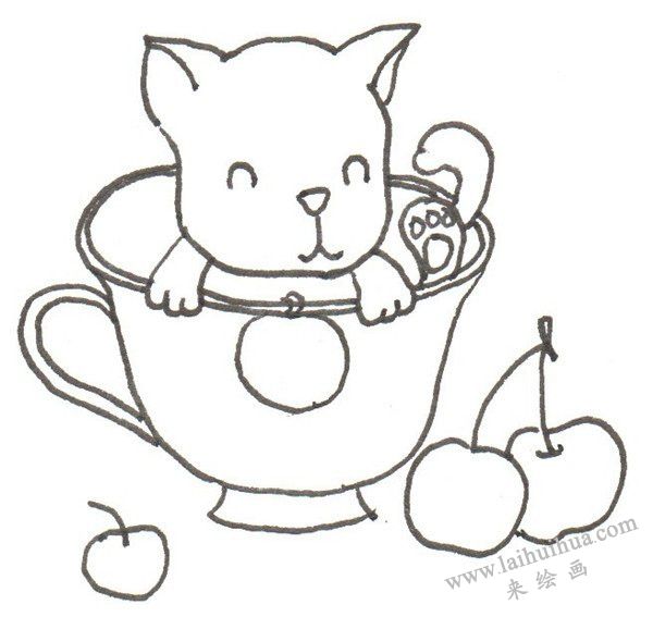 茶杯犬旁边的三颗小樱桃