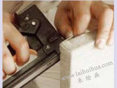 油画布的绷装步骤八