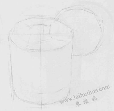 玻璃杯素描画法步骤03