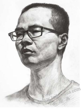 中年头像的素描画法步骤03