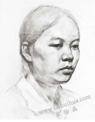 女青年头像素描画法步骤02