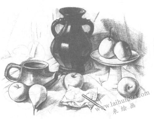 多个静物组合素描画法步骤03
