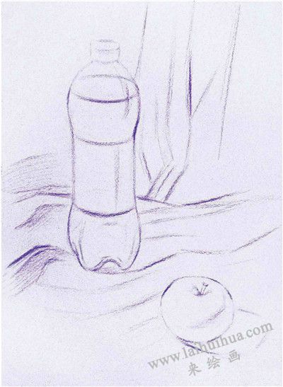 《可乐瓶与苹果》素描写生步骤01