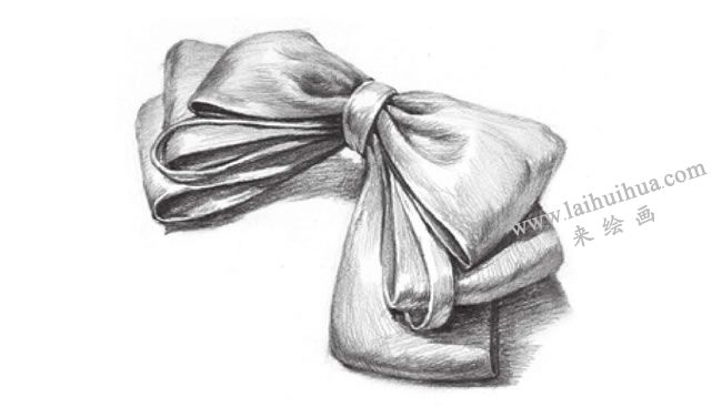 蝴蝶结素描画