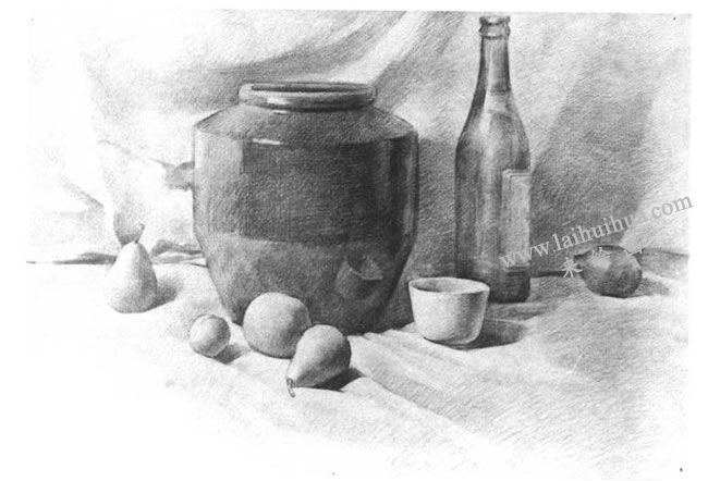 静物素描写生步骤：深入刻画