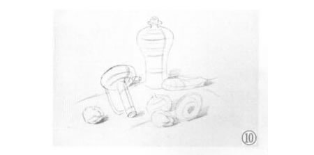 有苹果的静物组合素描画法步骤10