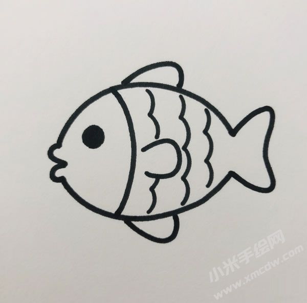 小鱼简笔画图片02.jpg